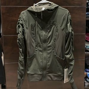 NWT Lululemon Dance Studio Jacket size 6 green reversible